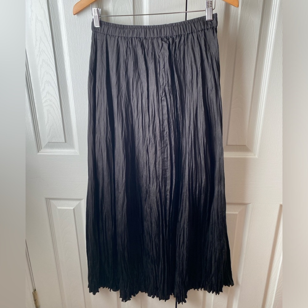 Free shipping! Vintage Carole Little Black 100% Washable Silk Broomstick skirt